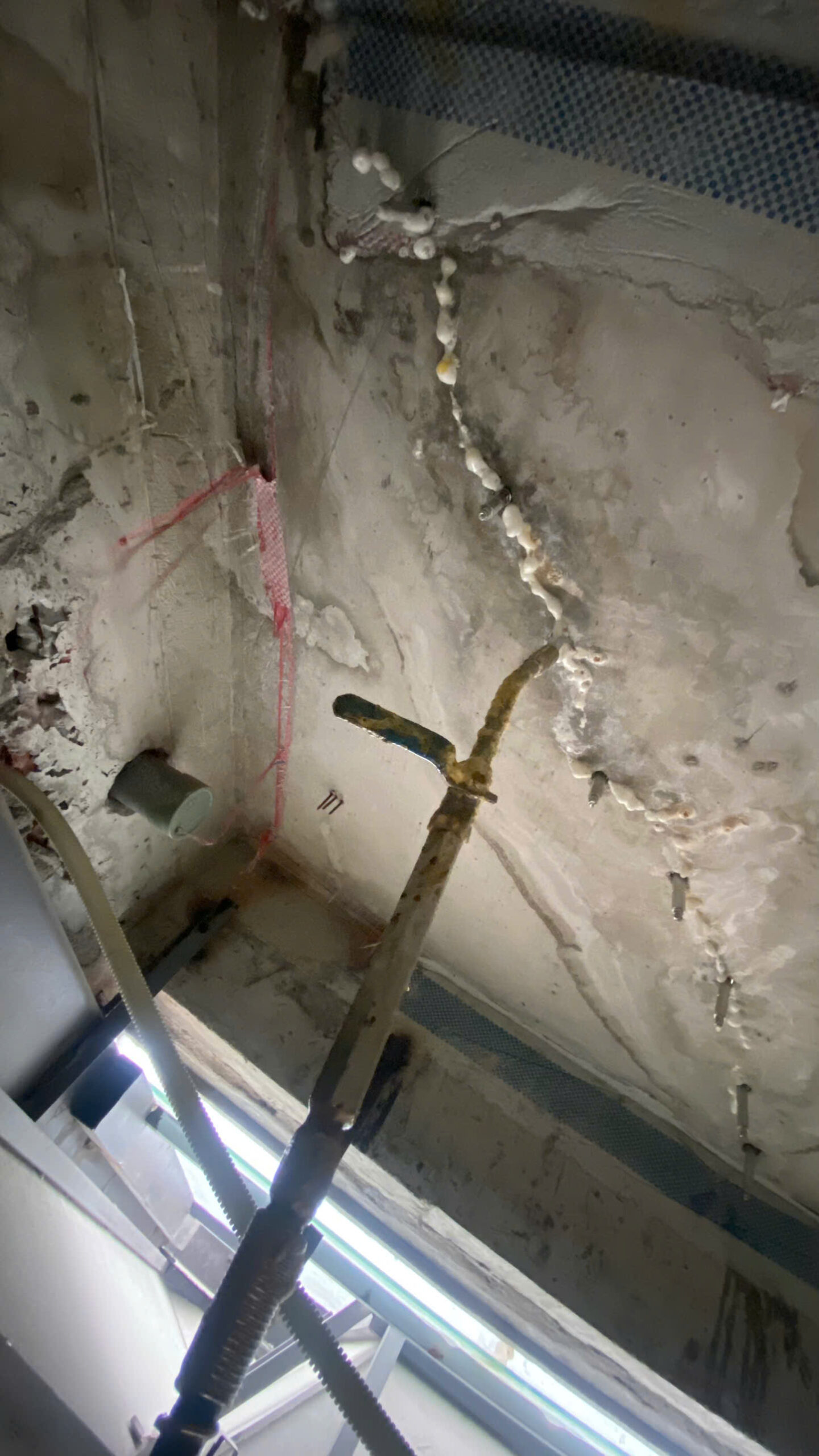 bơm keo PU chống thấm sàn tại Đà Nẵng